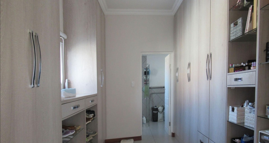 4 Bedroom Property for Sale in Northcliff Gauteng