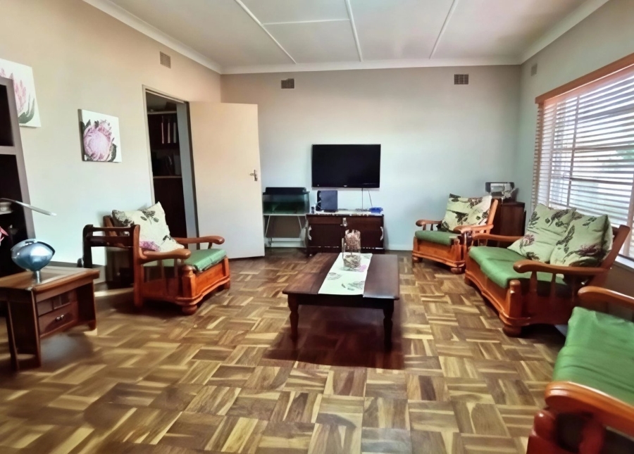 3 Bedroom Property for Sale in Meyerton Central Gauteng