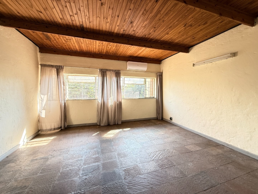4 Bedroom Property for Sale in Annlin Gauteng