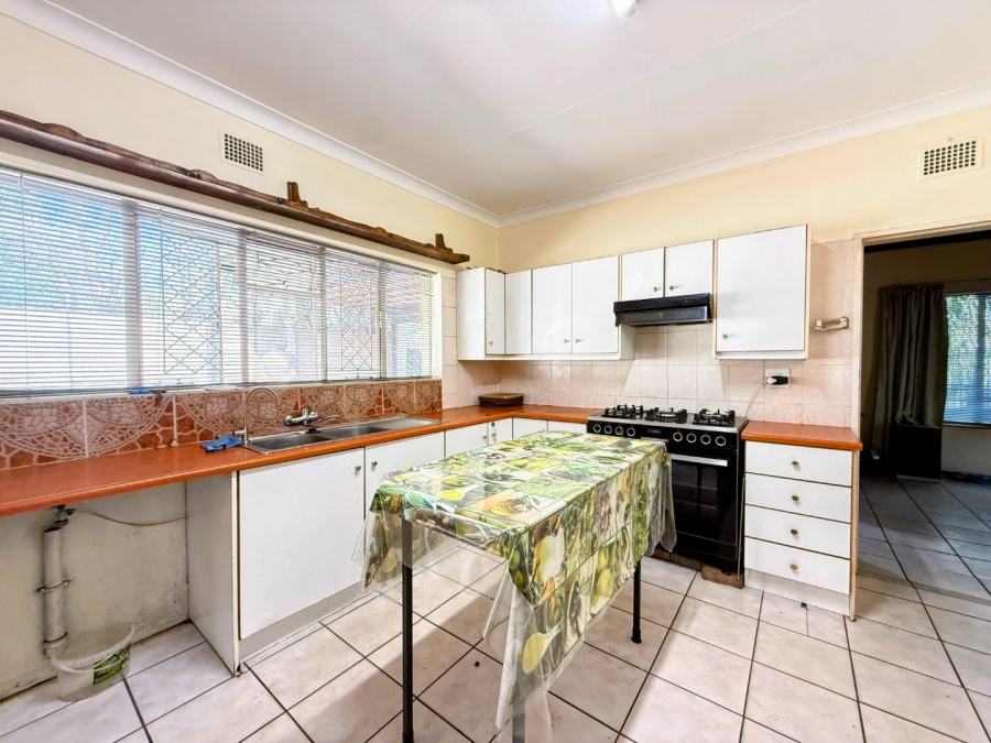 4 Bedroom Property for Sale in Annlin Gauteng