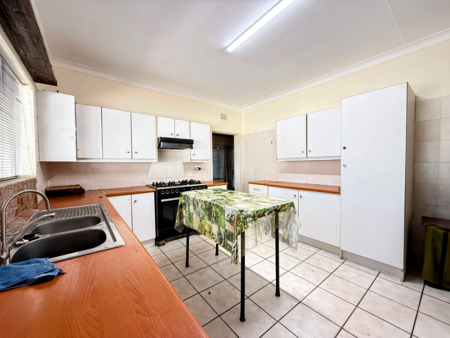 4 Bedroom Property for Sale in Annlin Gauteng