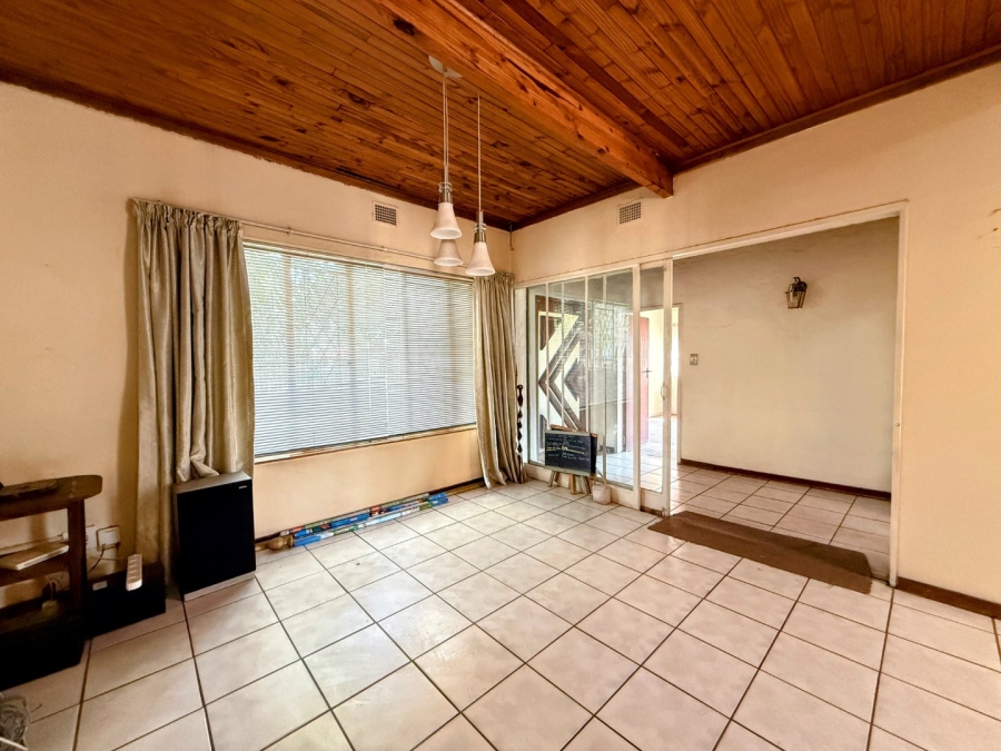 4 Bedroom Property for Sale in Annlin Gauteng