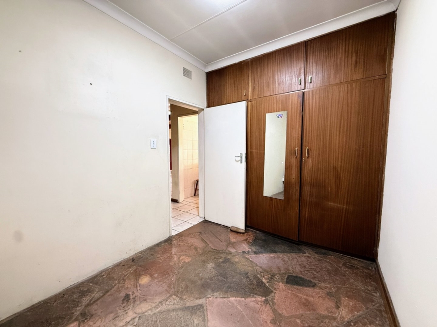 4 Bedroom Property for Sale in Annlin Gauteng
