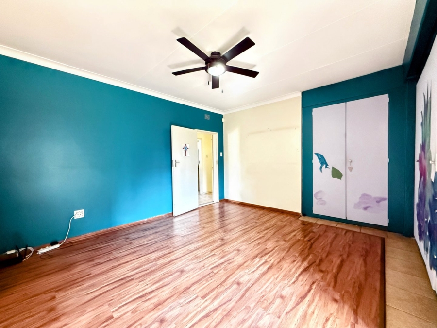 4 Bedroom Property for Sale in Annlin Gauteng