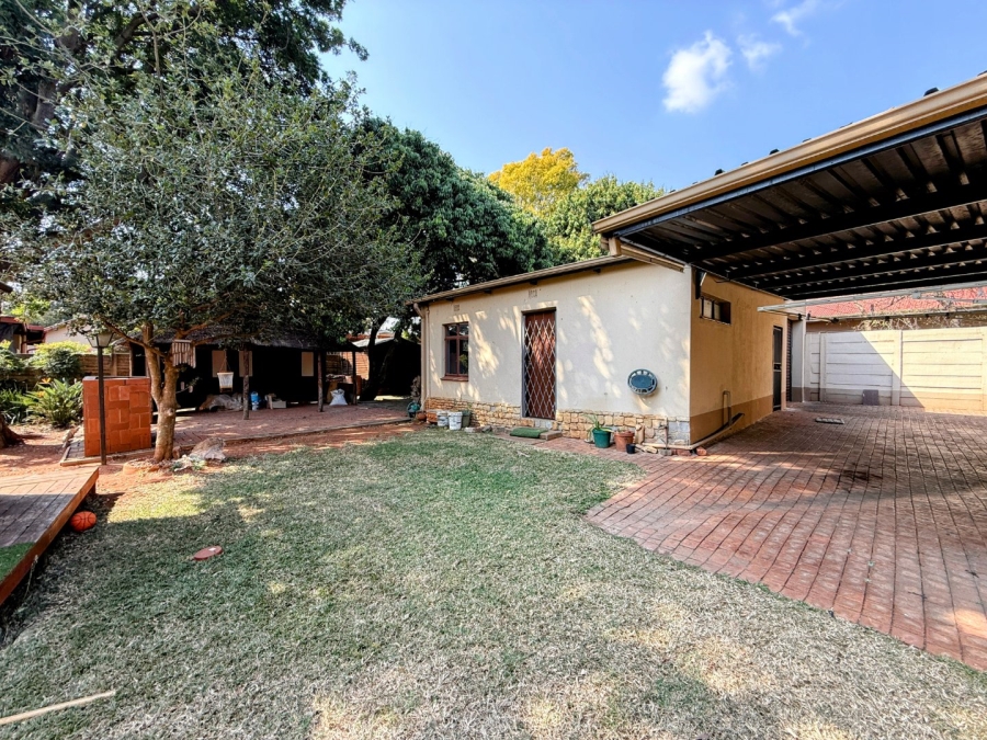 4 Bedroom Property for Sale in Annlin Gauteng