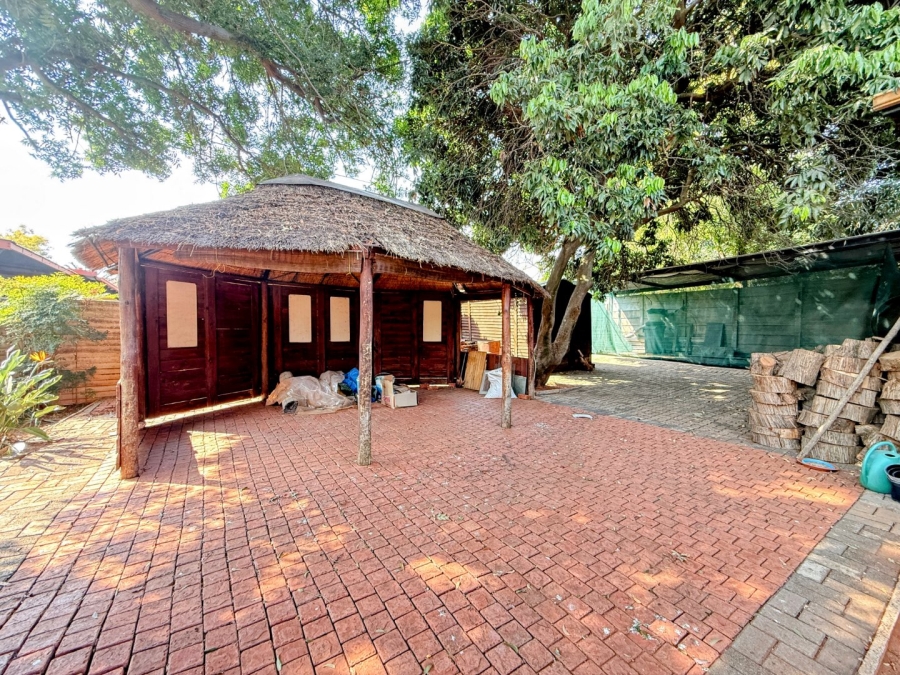 4 Bedroom Property for Sale in Annlin Gauteng