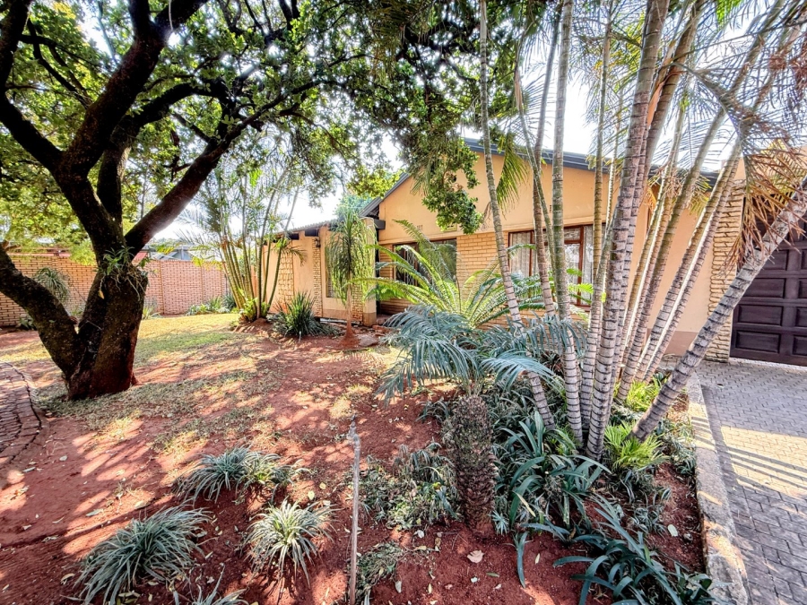 4 Bedroom Property for Sale in Annlin Gauteng