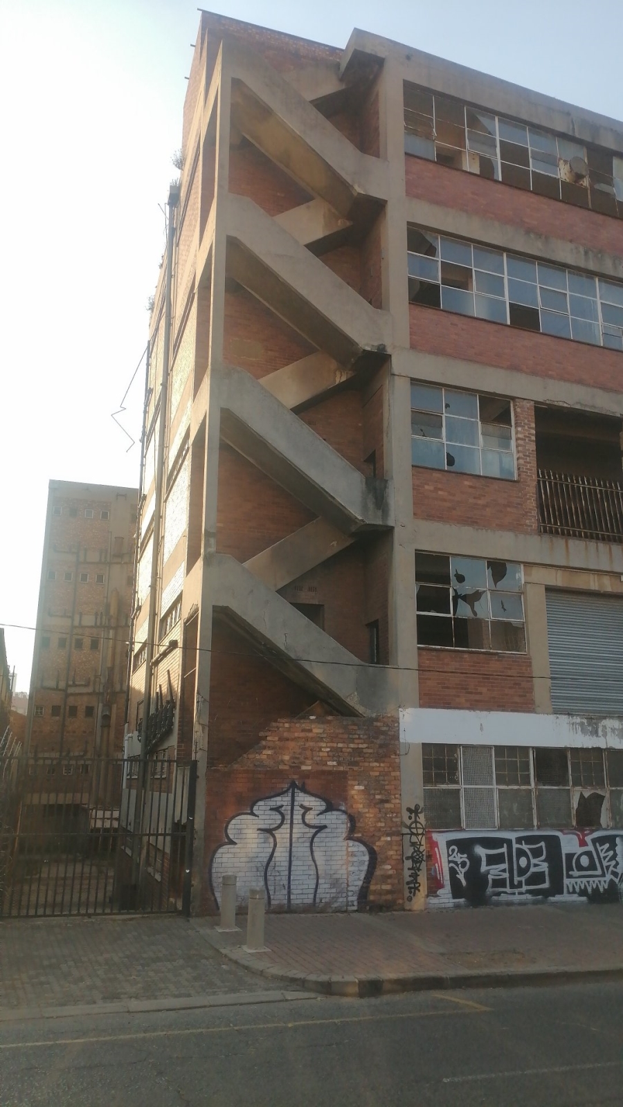  Bedroom Property for Sale in New Doornfontein Gauteng
