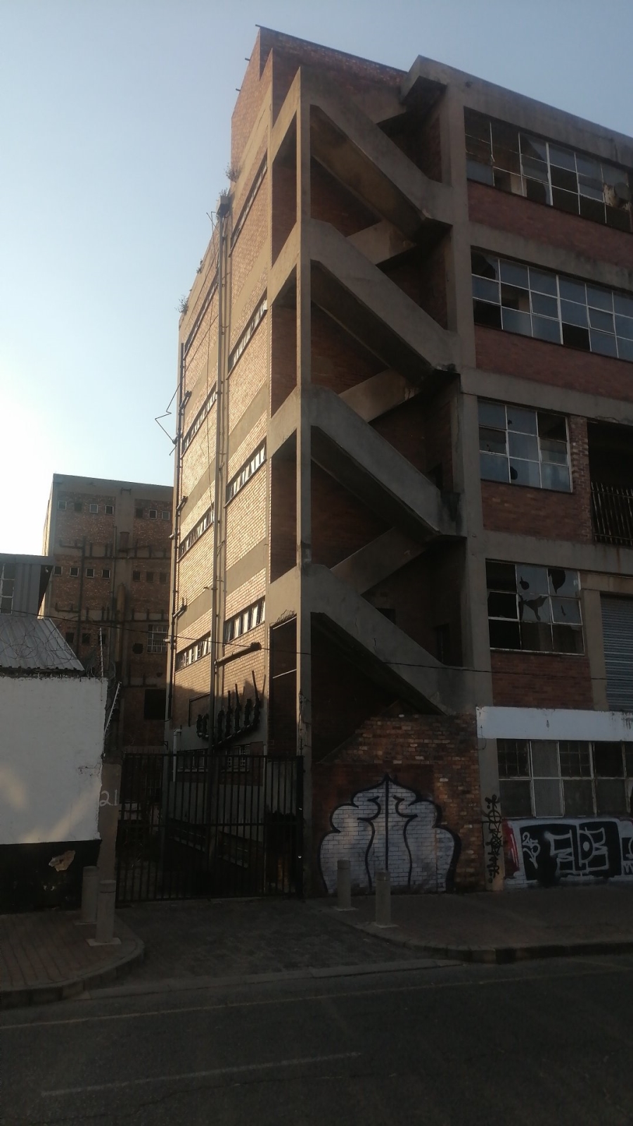  Bedroom Property for Sale in New Doornfontein Gauteng