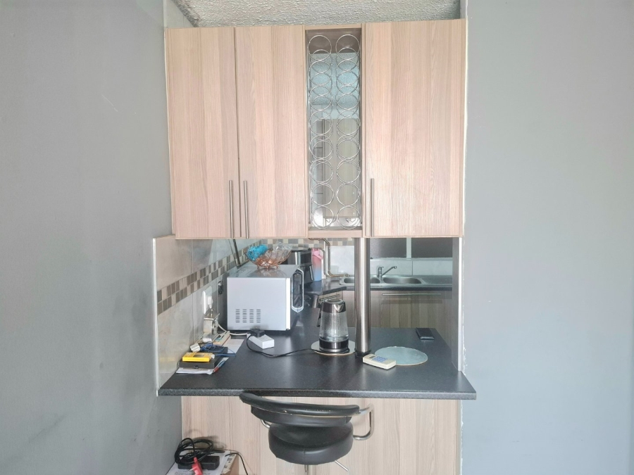 To Let 2 Bedroom Property for Rent in Pretoria Central Gauteng