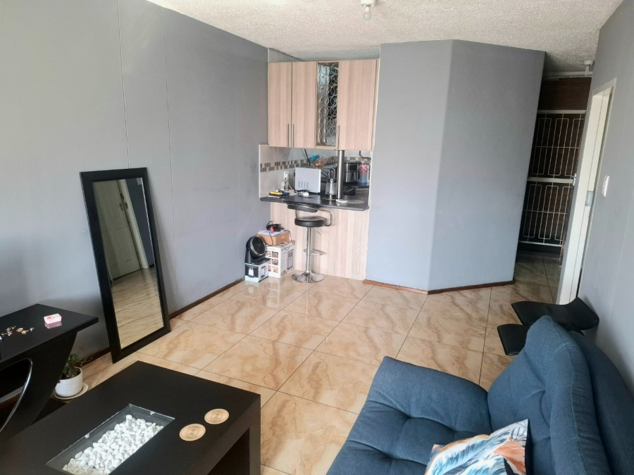 To Let 2 Bedroom Property for Rent in Pretoria Central Gauteng