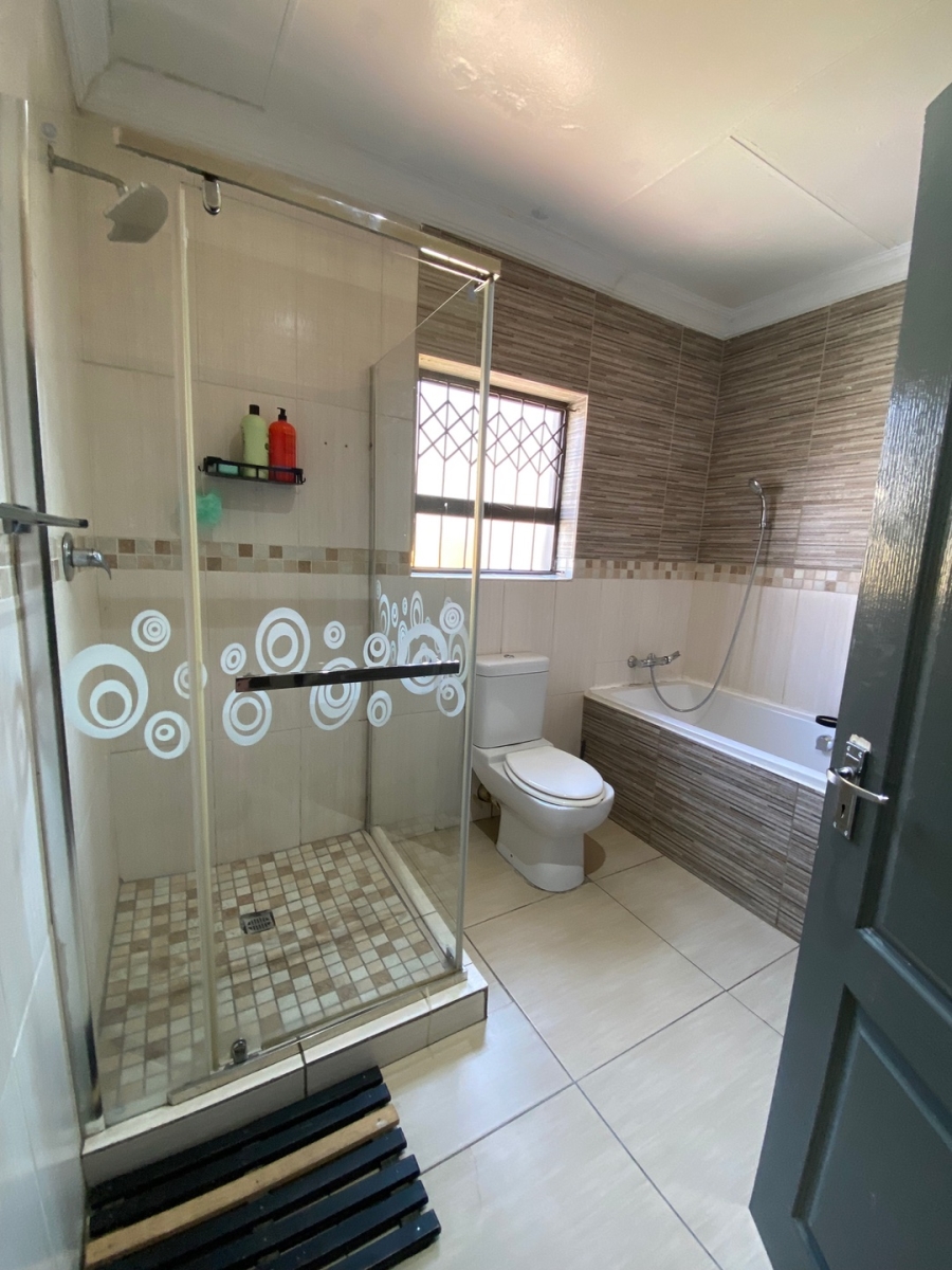3 Bedroom Property for Sale in Sharon Park Gauteng