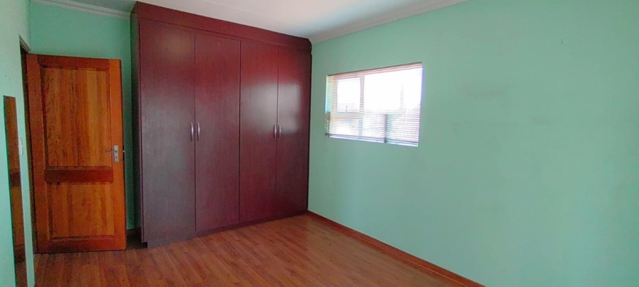 To Let 6 Bedroom Property for Rent in Vanderbijlpark SE 8 Gauteng