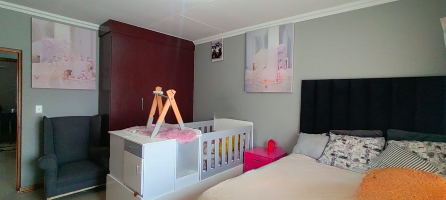 To Let 6 Bedroom Property for Rent in Vanderbijlpark SE 8 Gauteng