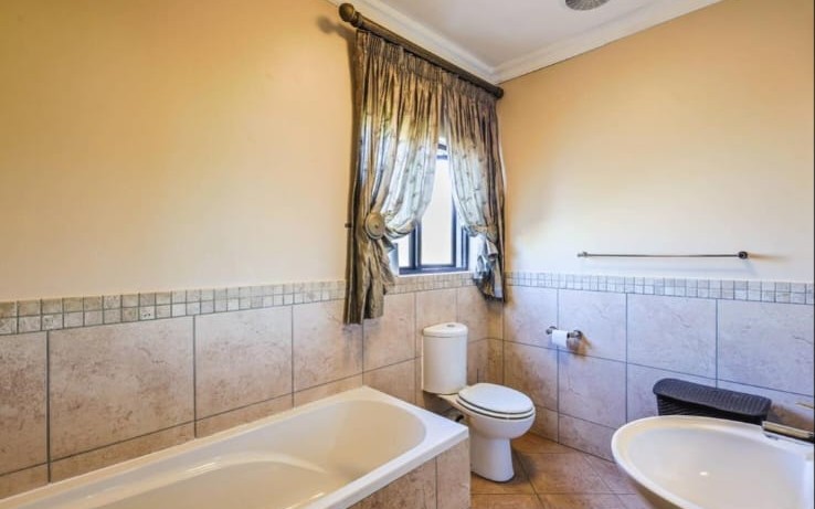 3 Bedroom Property for Sale in Olympus AH Gauteng