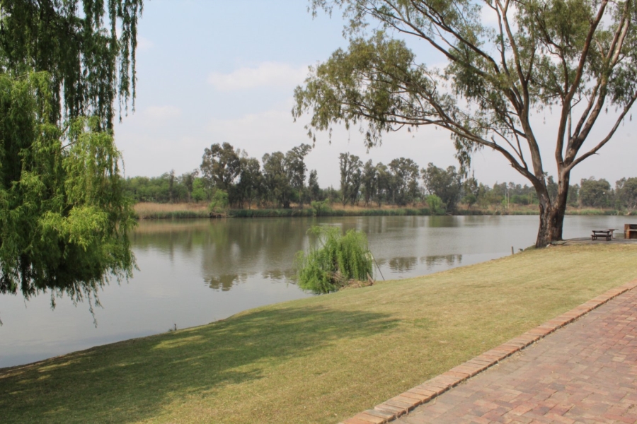 3 Bedroom Property for Sale in Riverspray Lifestyle Estate Gauteng