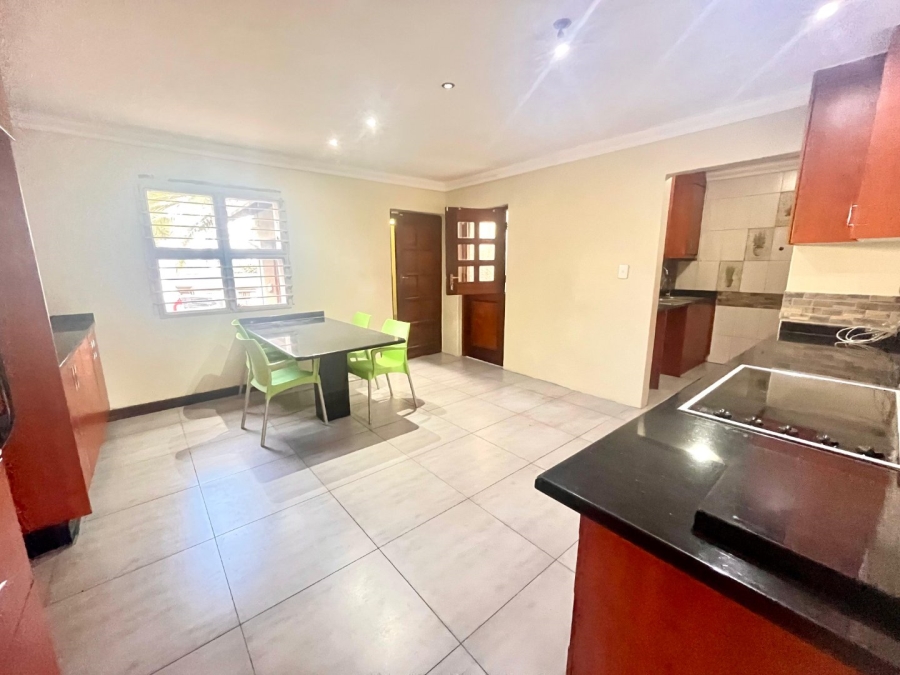 To Let 1 Bedroom Property for Rent in Vorna Valley Gauteng