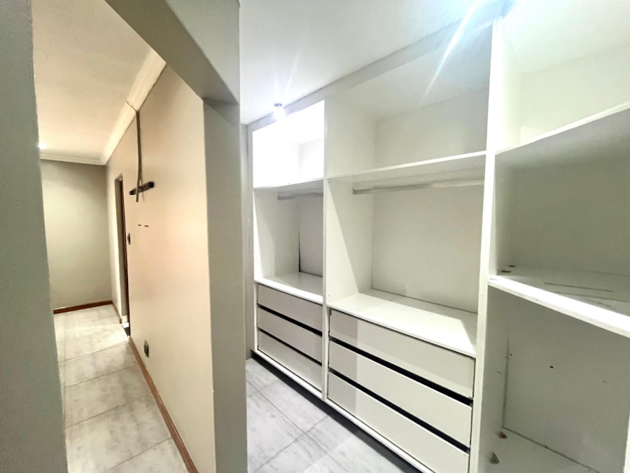 To Let 1 Bedroom Property for Rent in Vorna Valley Gauteng