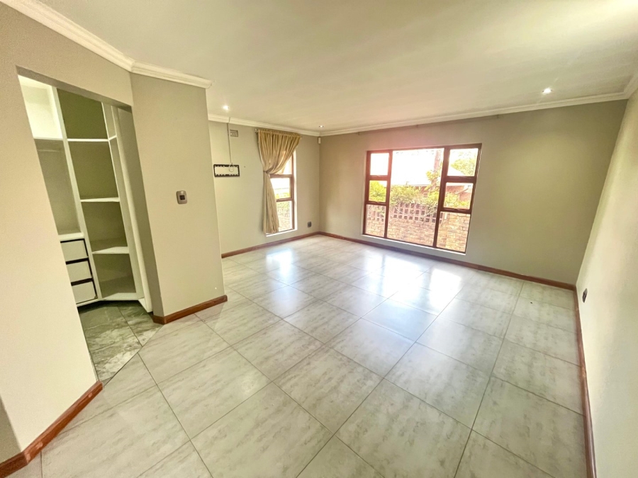 To Let 1 Bedroom Property for Rent in Vorna Valley Gauteng