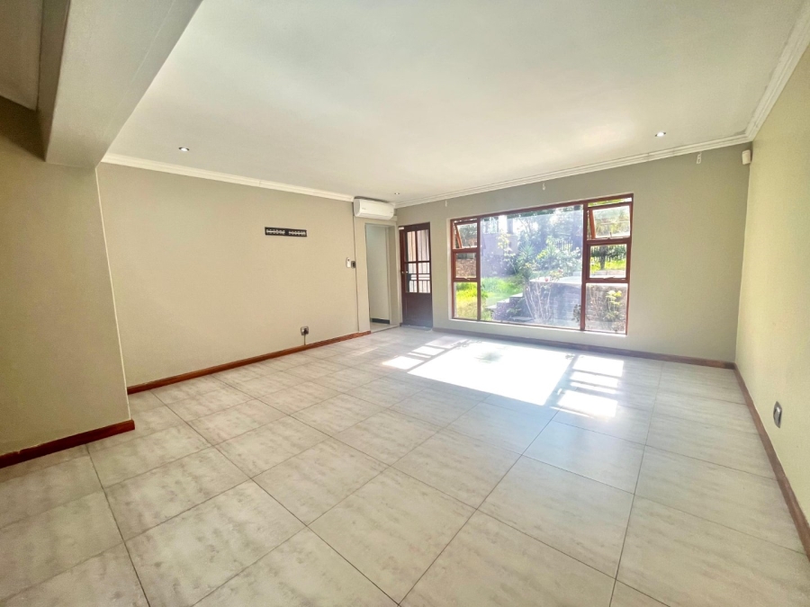 3 Bedroom Property for Sale in Vorna Valley Gauteng