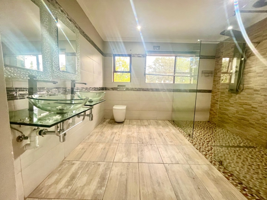 3 Bedroom Property for Sale in Vorna Valley Gauteng