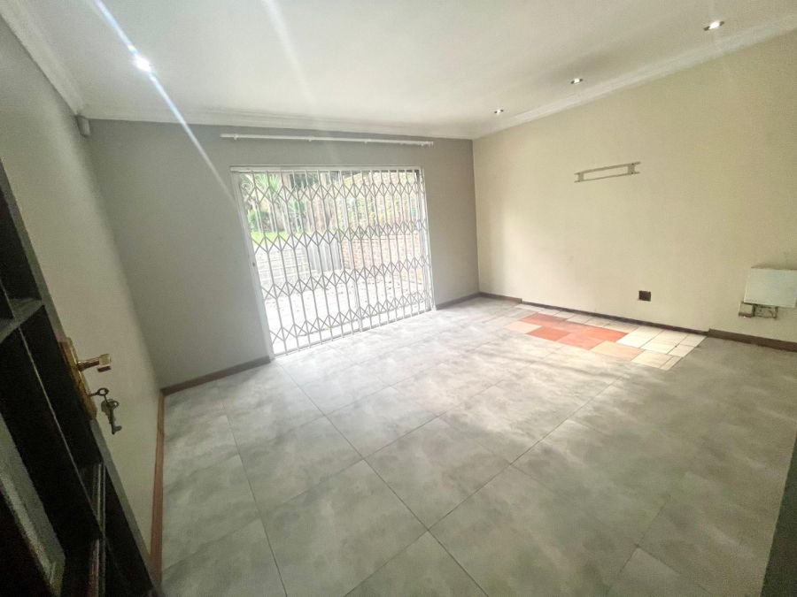 3 Bedroom Property for Sale in Vorna Valley Gauteng