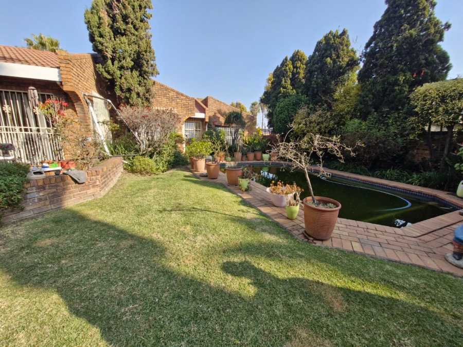 4 Bedroom Property for Sale in Sunward Park Gauteng