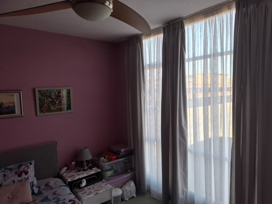 2 Bedroom Property for Sale in Edenvale Central Gauteng
