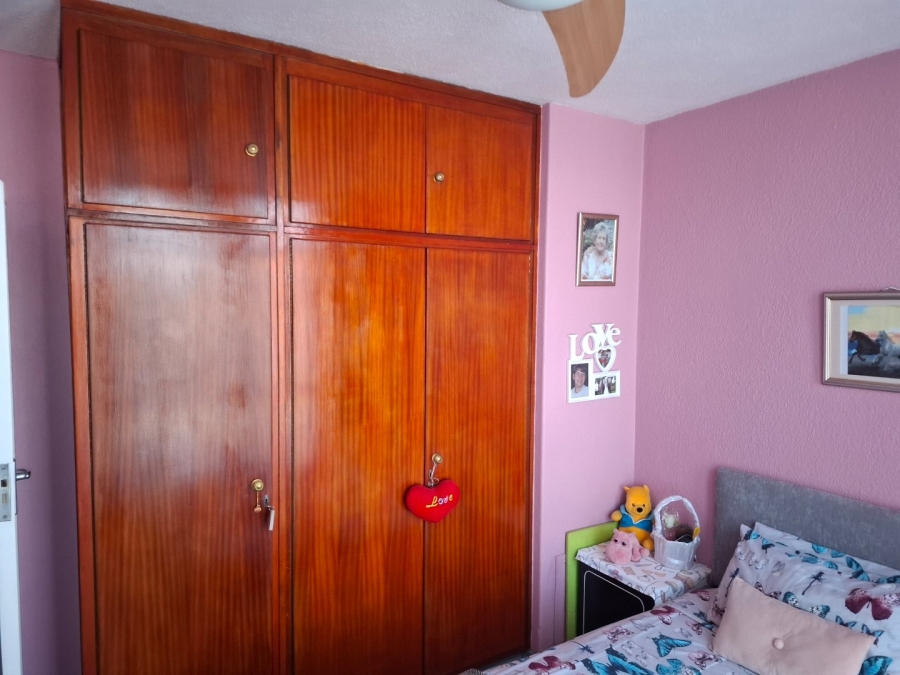 2 Bedroom Property for Sale in Edenvale Central Gauteng