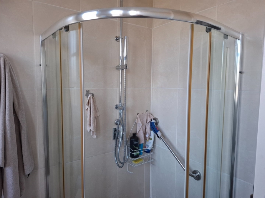 2 Bedroom Property for Sale in Edenvale Central Gauteng