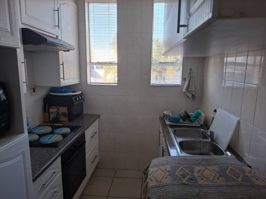 2 Bedroom Property for Sale in Edenvale Central Gauteng