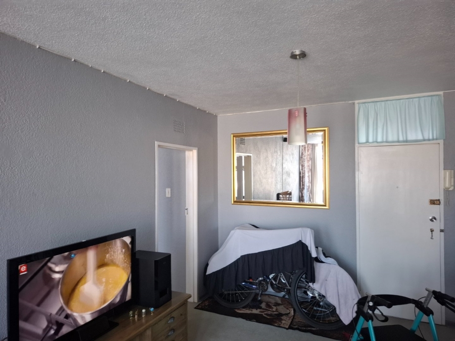 2 Bedroom Property for Sale in Edenvale Central Gauteng
