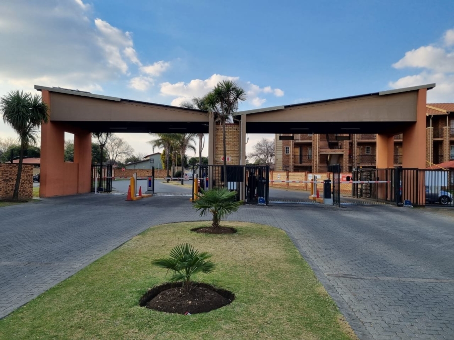 2 Bedroom Property for Sale in Comet Gauteng