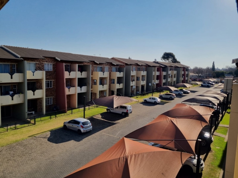 2 Bedroom Property for Sale in Comet Gauteng