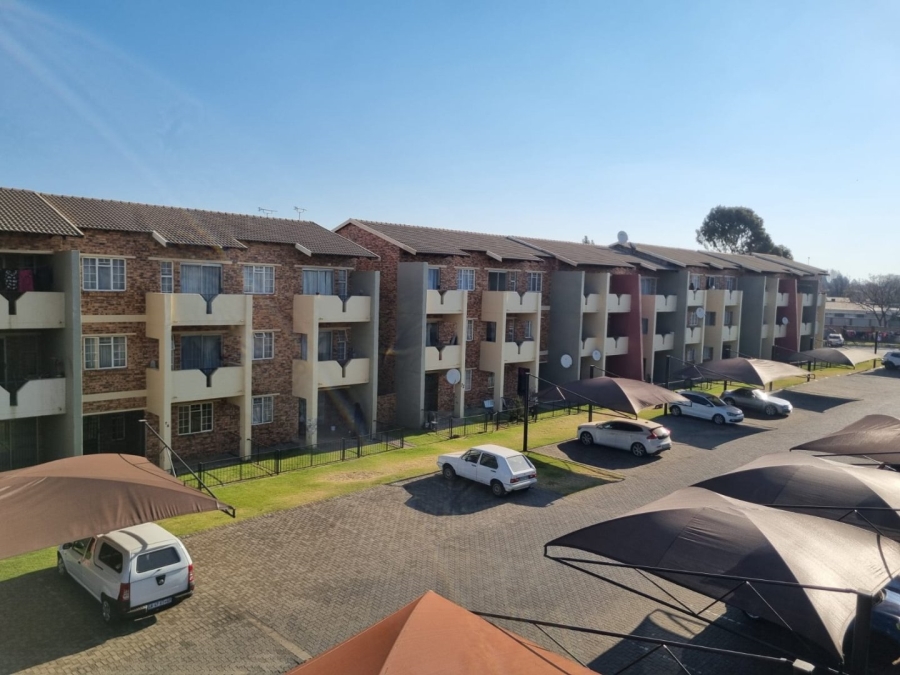 2 Bedroom Property for Sale in Comet Gauteng