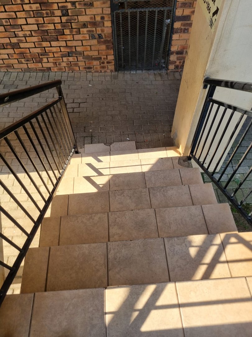 2 Bedroom Property for Sale in Comet Gauteng