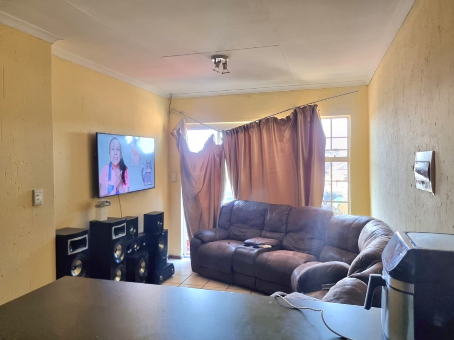 2 Bedroom Property for Sale in Comet Gauteng