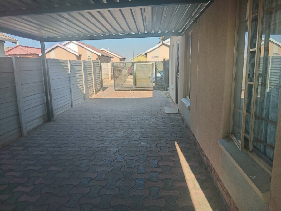 3 Bedroom Property for Sale in Sky City Gauteng
