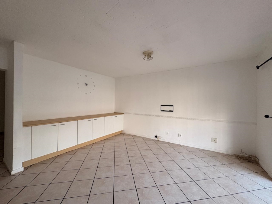 2 Bedroom Property for Sale in Halfway Gardens Gauteng
