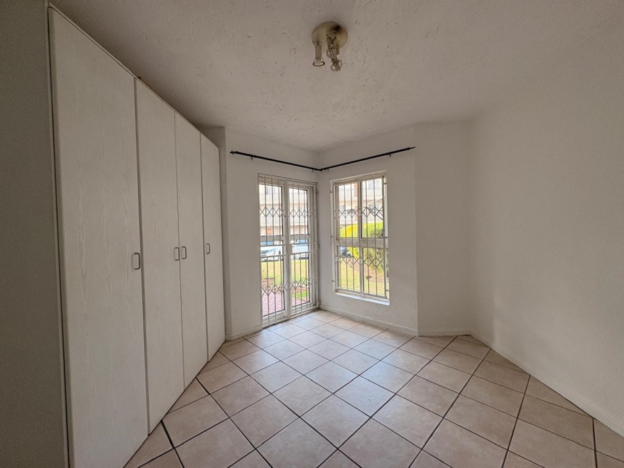 2 Bedroom Property for Sale in Halfway Gardens Gauteng