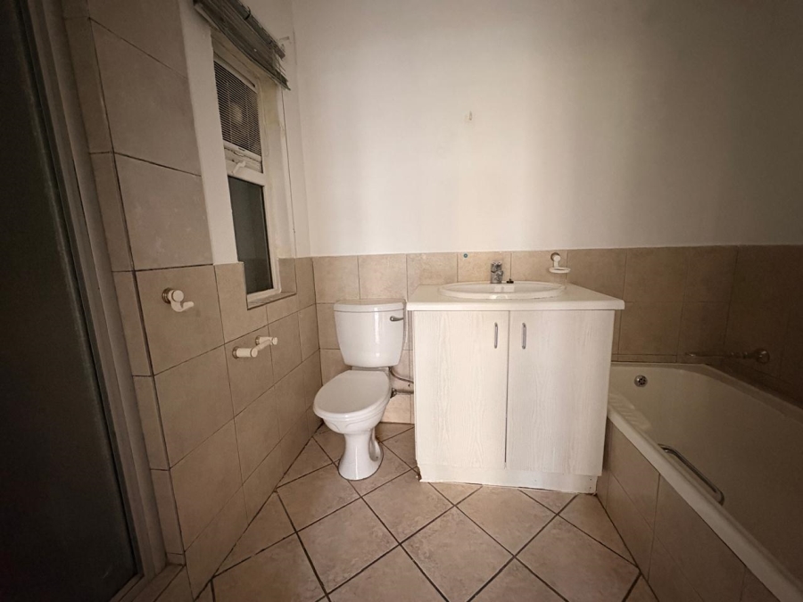 2 Bedroom Property for Sale in Halfway Gardens Gauteng