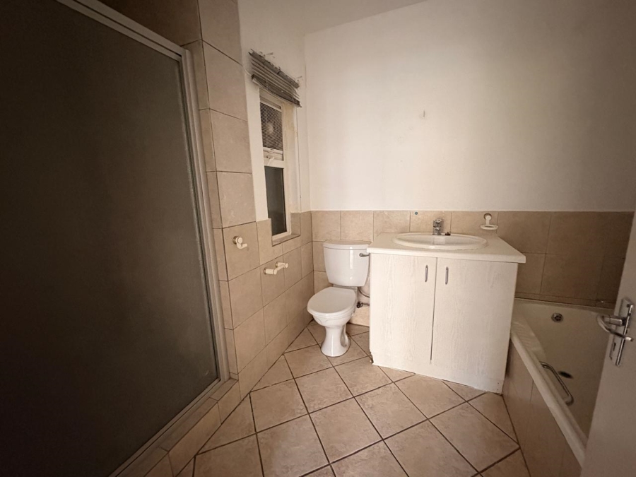 2 Bedroom Property for Sale in Halfway Gardens Gauteng