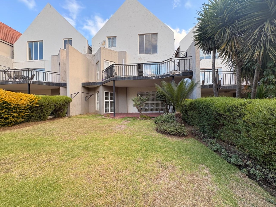2 Bedroom Property for Sale in Halfway Gardens Gauteng
