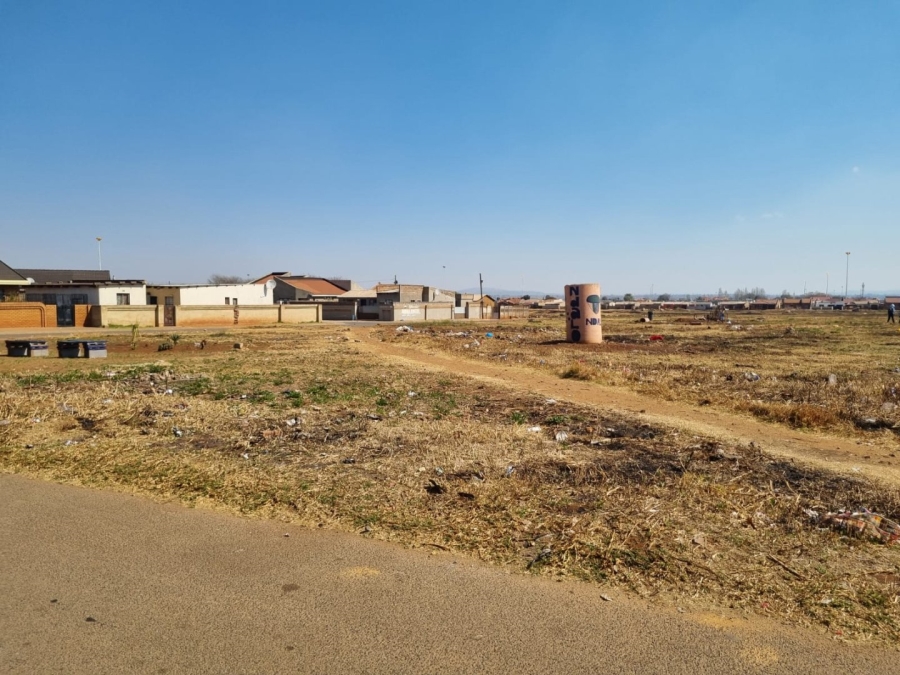 Commercial Property for Sale in Nguni Section Gauteng