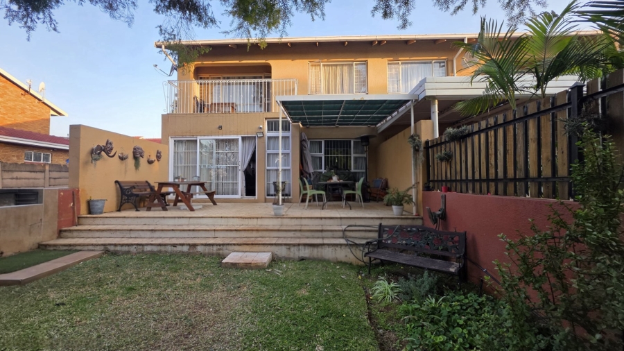 4 Bedroom Property for Sale in Wonderboom Gauteng