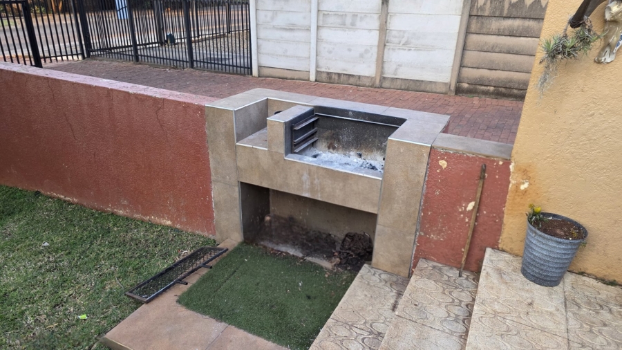 4 Bedroom Property for Sale in Wonderboom Gauteng