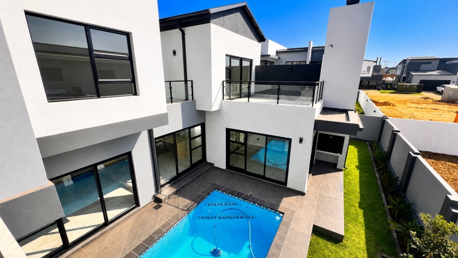 4 Bedroom Property for Sale in Fountainbrook Estate Gauteng