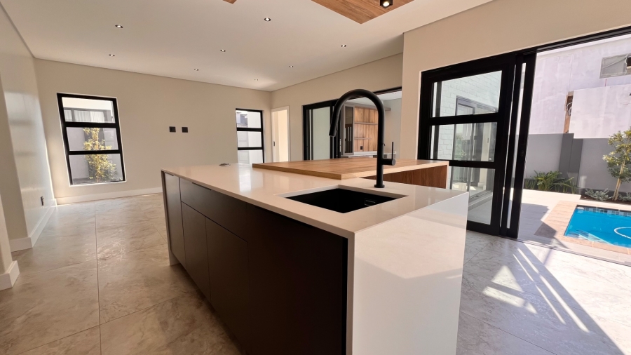 4 Bedroom Property for Sale in Fountainbrook Estate Gauteng