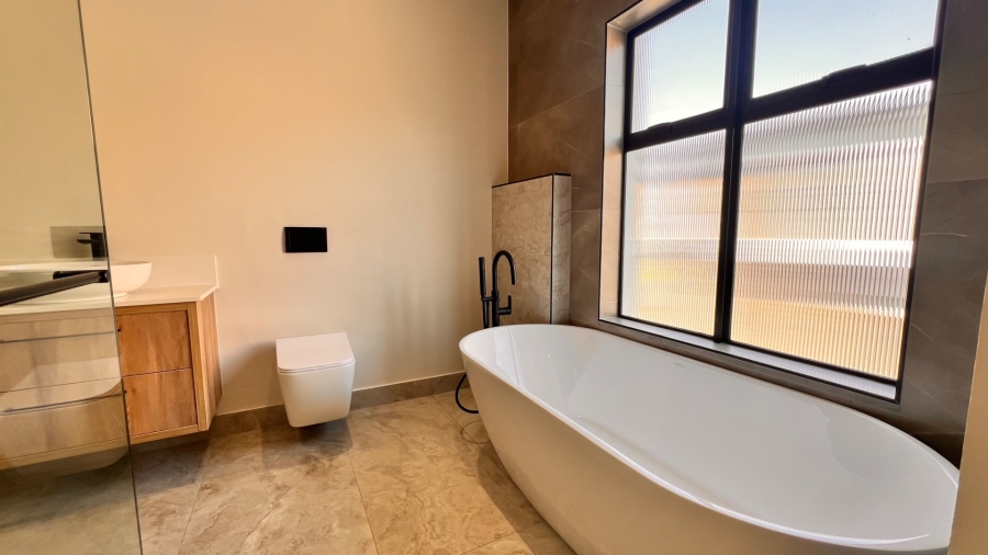 4 Bedroom Property for Sale in Fountainbrook Estate Gauteng