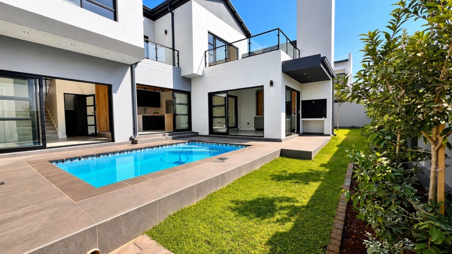 4 Bedroom Property for Sale in Fountainbrook Estate Gauteng